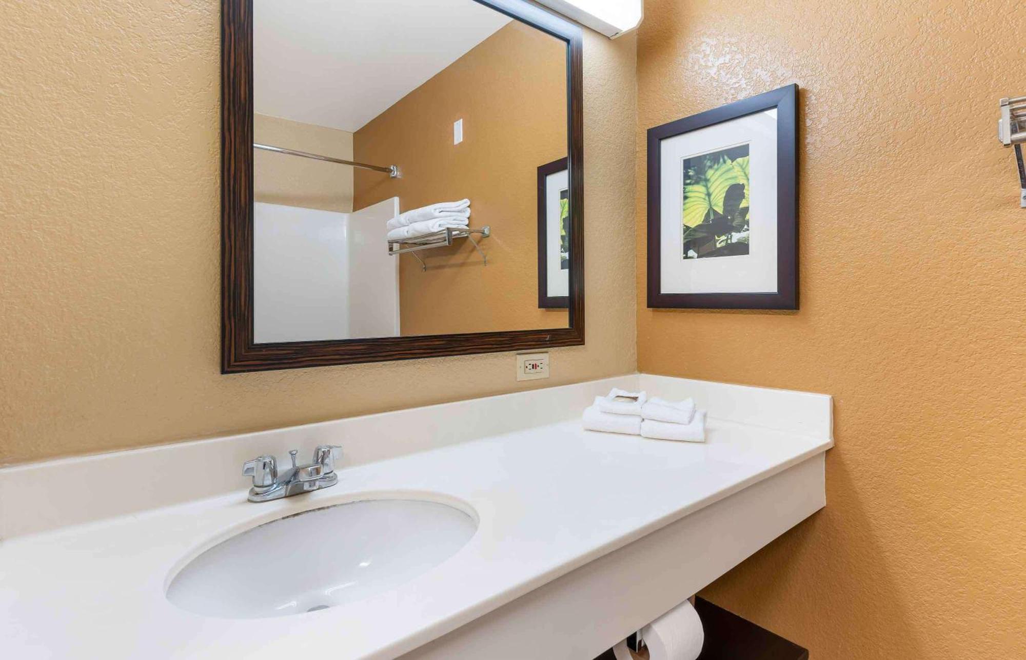 Extended Stay America Suites - Dublin - Hacienda Dr Exterior photo